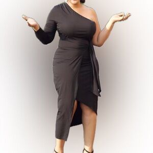 Elegant Black One-Shoulder Dress